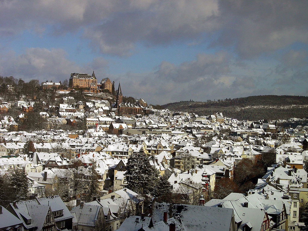 1024px View of Marburg and castle in winter
