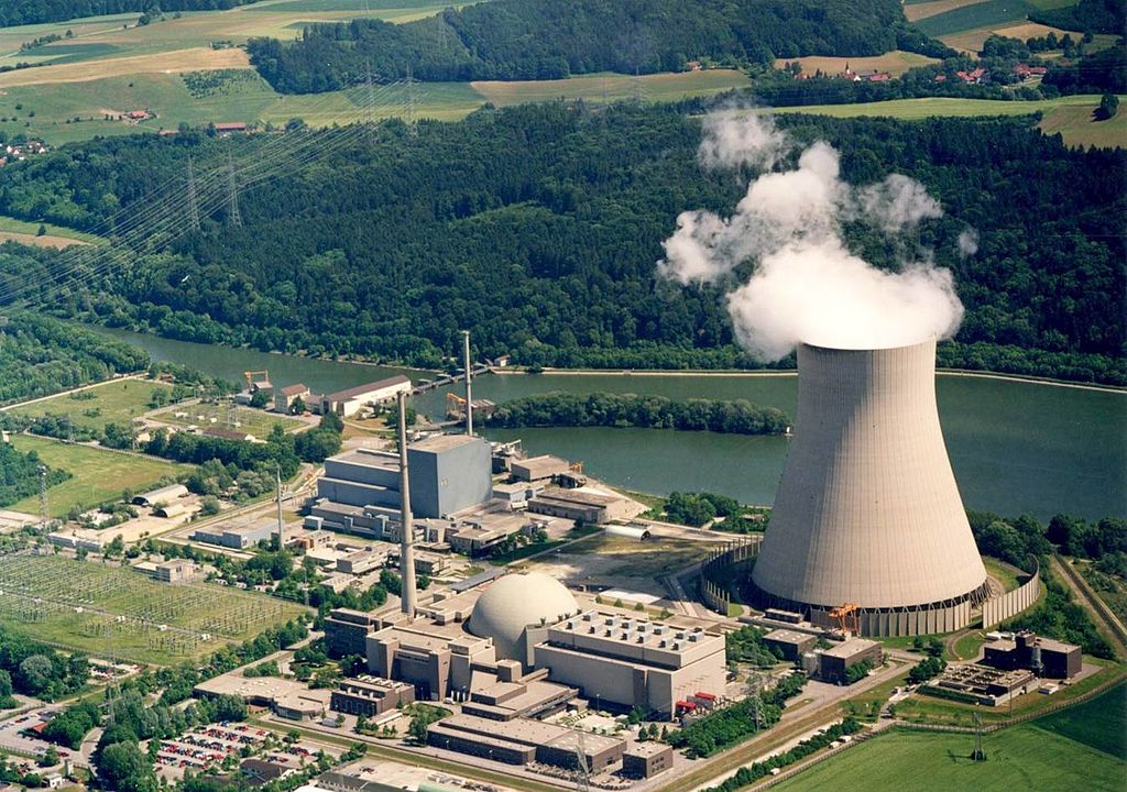 Gelaende des Kernkraftwerk Isar KKI 1